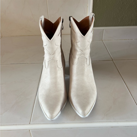 Western Ankle Booties - Picture 3 of 5